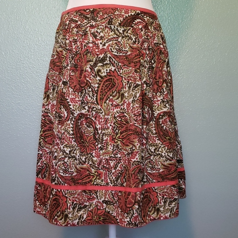 Ann Taylor Skirt - Picture 2 of 4